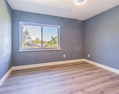 6379 Conniewood Square - Photo Thumbnail 22