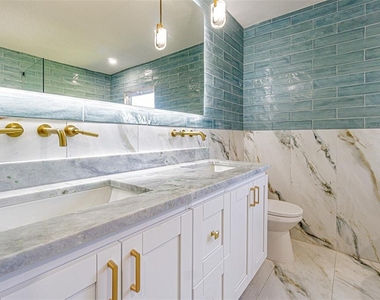6379 Conniewood Square - Photo Thumbnail 17