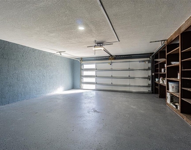 6379 Conniewood Square - Photo Thumbnail 11
