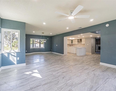 6379 Conniewood Square - Photo Thumbnail 6