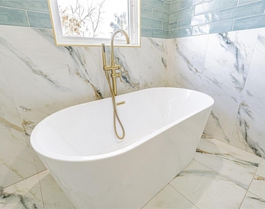 6379 Conniewood Square - Photo Thumbnail 16