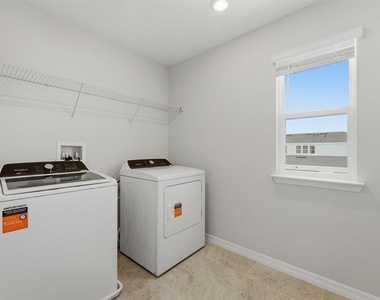 6254 Sunny Time Avenue - Photo Thumbnail 23