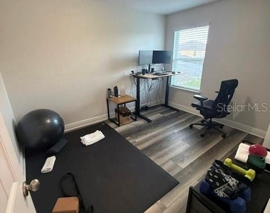 8121 Atlantic Puffin Street - Photo Thumbnail 20