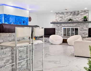 550 Mendel Lane - Photo Thumbnail 4