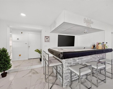 550 Mendel Lane - Photo Thumbnail 16