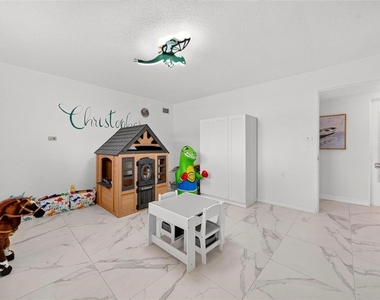 550 Mendel Lane - Photo Thumbnail 55