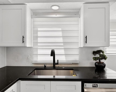 550 Mendel Lane - Photo Thumbnail 19