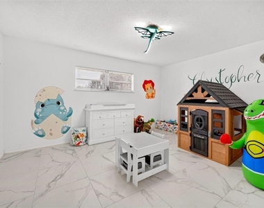 550 Mendel Lane - Photo Thumbnail 54