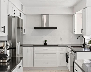 550 Mendel Lane - Photo Thumbnail 22