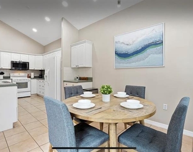 7924 Golden Pond Circle - Photo Thumbnail 7