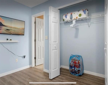 7924 Golden Pond Circle - Photo Thumbnail 16