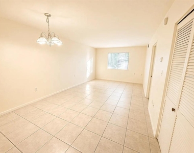 75 Se 16th Avenue - Photo Thumbnail 9