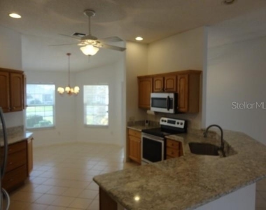 1233 Oak Forest Drive - Photo Thumbnail 9