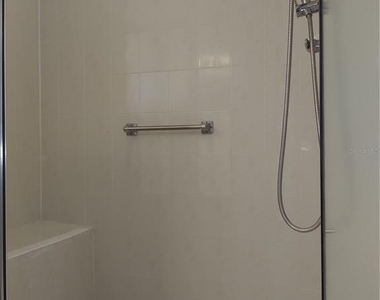 1233 Oak Forest Drive - Photo Thumbnail 21