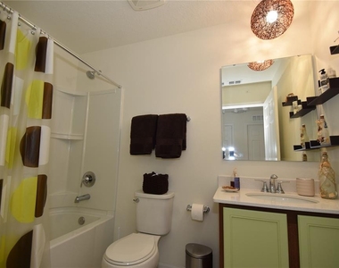 17 Waverly Lane - Photo Thumbnail 21