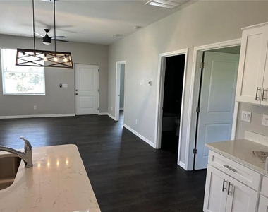10366 Kidron Avenue - Photo Thumbnail 12