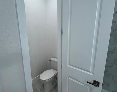 2145 Redmond Street - Photo Thumbnail 6