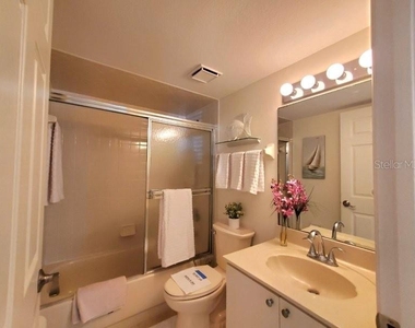 4000 Bal Harbor Boulevard - Photo Thumbnail 19