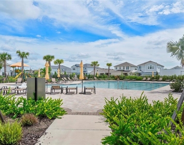15927 Mulrion Boulevard - Photo Thumbnail 25