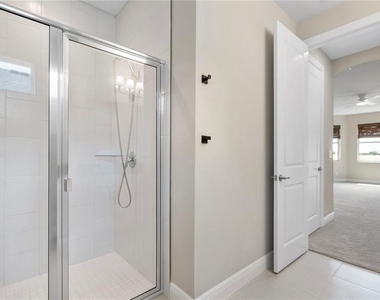 15927 Mulrion Boulevard - Photo Thumbnail 18