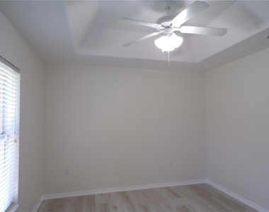 17104 Kellog Avenue - Photo Thumbnail 8