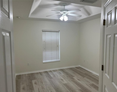 17104 Kellog Avenue - Photo Thumbnail 17