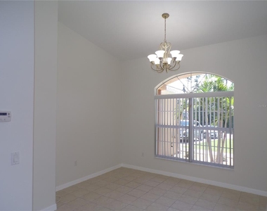 17104 Kellog Avenue - Photo Thumbnail 32