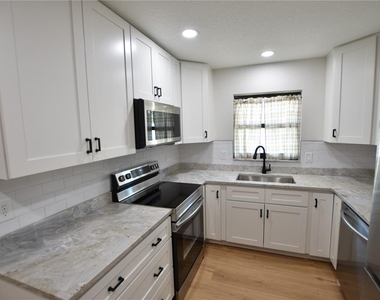 3611 Longmeadow Street - Photo Thumbnail 3