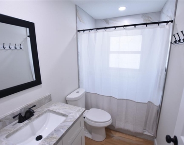 3611 Longmeadow Street - Photo Thumbnail 13