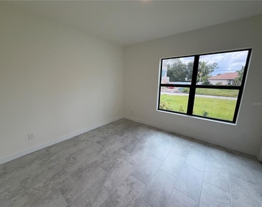 3645 Brownwood Terrace - Photo Thumbnail 13