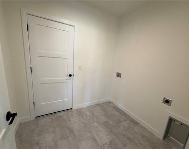 3645 Brownwood Terrace - Photo Thumbnail 18