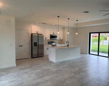 3645 Brownwood Terrace - Photo Thumbnail 2