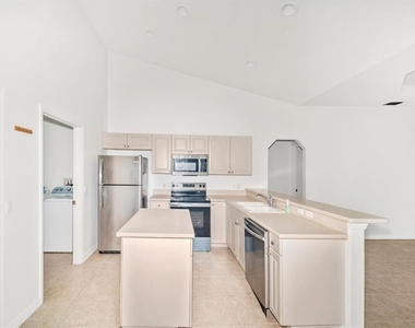 3674 Lorton Avenue - Photo Thumbnail 17