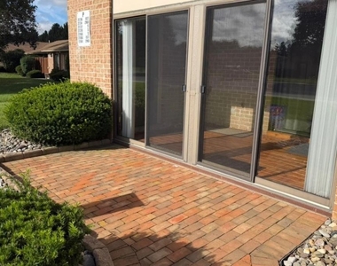 2776 Rolling Green Place - Photo Thumbnail 1