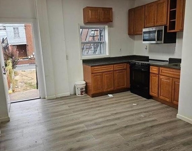 831 N Jordan Street - Photo Thumbnail 1