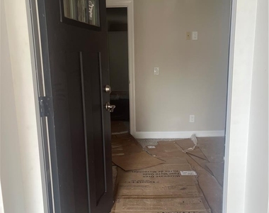 139 Main Street - Photo Thumbnail 15