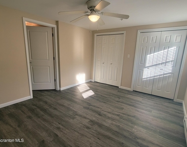 332 Bridge Street - Photo Thumbnail 5
