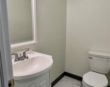 15 Meadowrue Drive - Photo Thumbnail 6