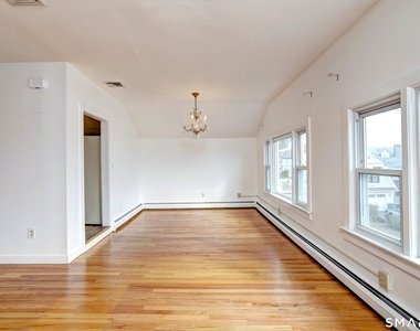 83 Hawley Avenue - Photo Thumbnail 8