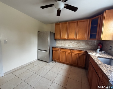 40 Travis Avenue - Photo Thumbnail 4