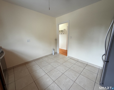 40 Travis Avenue - Photo Thumbnail 5