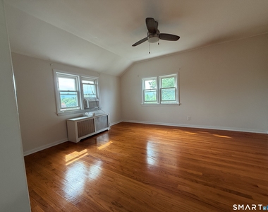 40 Travis Avenue - Photo Thumbnail 6