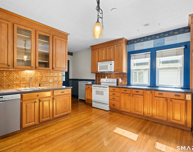 118 Cambridge Street - Photo Thumbnail 4