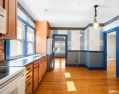118 Cambridge Street - Photo Thumbnail 3