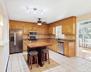 124 Pulaski Highway - Photo Thumbnail 5
