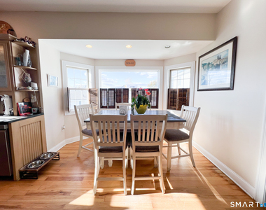 712 Broadway - Photo Thumbnail 7