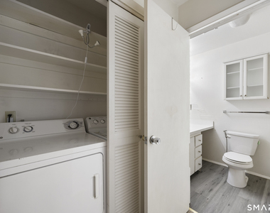 2 Earls Court - Photo Thumbnail 18
