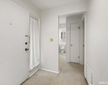 2 Earls Court - Photo Thumbnail 12