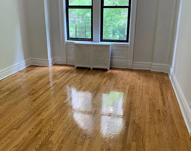 220 West 98th Street - Photo Thumbnail 2
