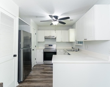 108 Watercress Court - Photo Thumbnail 14